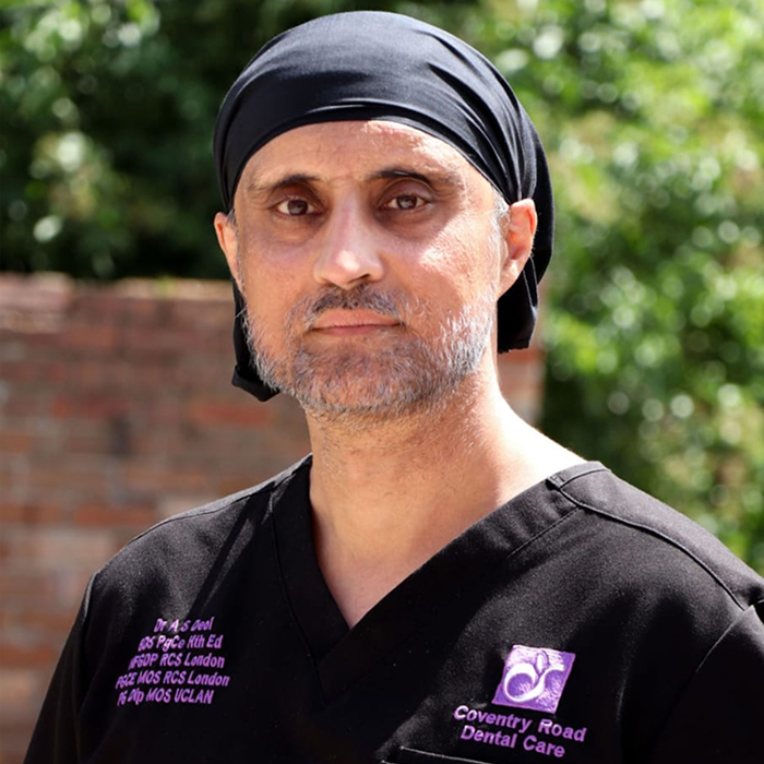 Portrait of Dr Anoop Deol